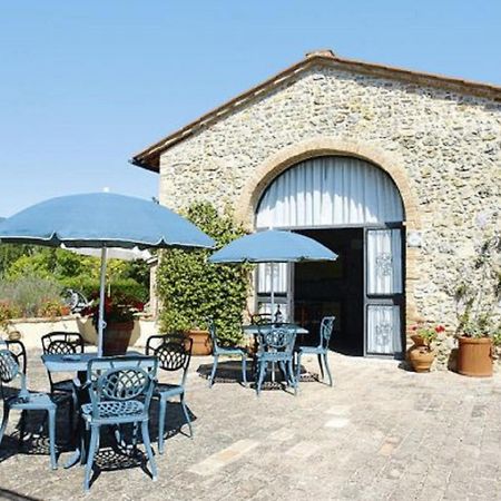 Апартаменты Podere Il Gioiello Сан-Джиминьяно Номер фото