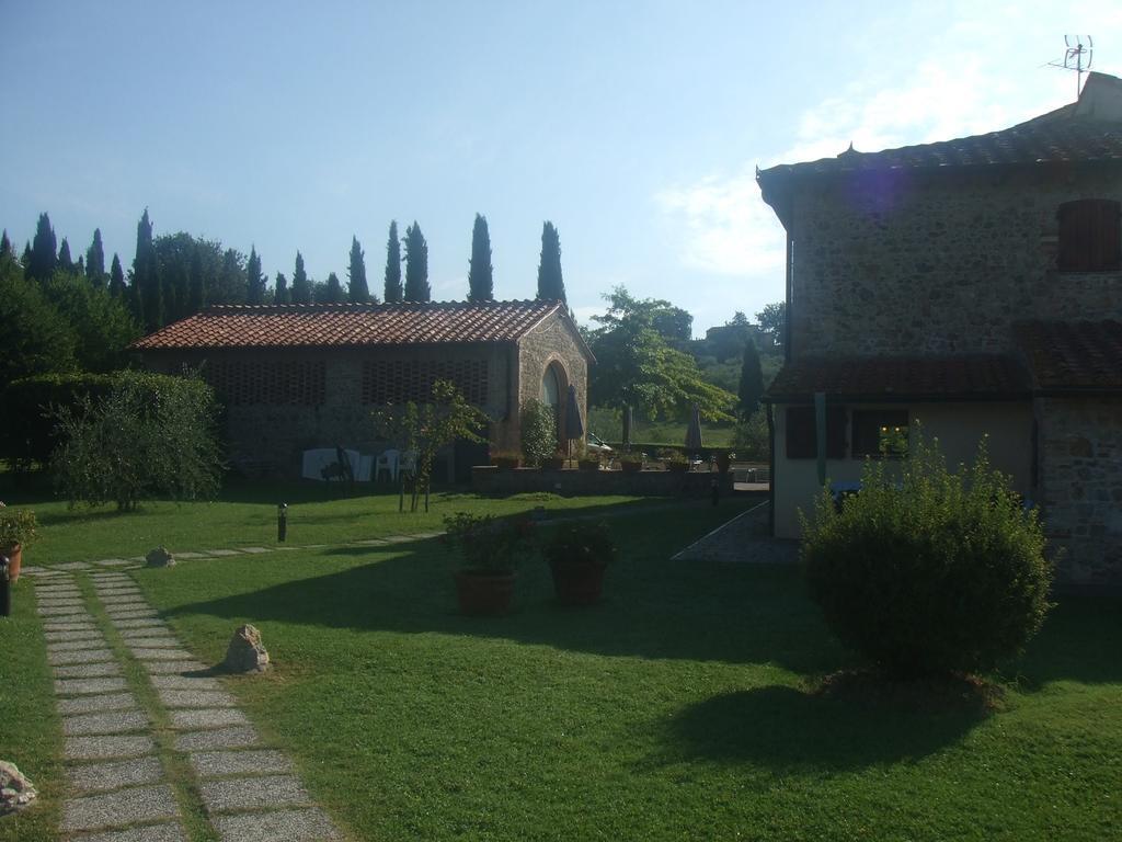 Апартаменты Podere Il Gioiello Сан-Джиминьяно Экстерьер фото